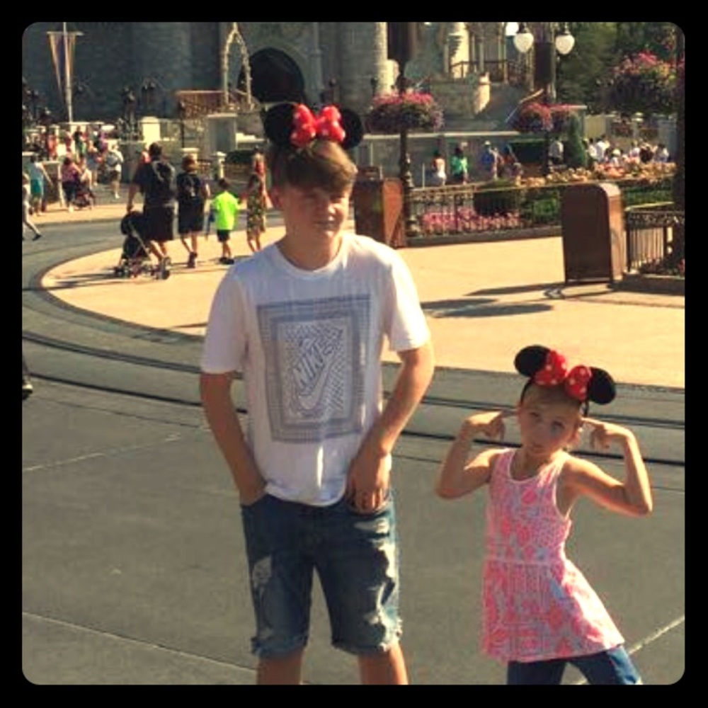 Official ‘Disney World’ Minnie Mouse Ears.